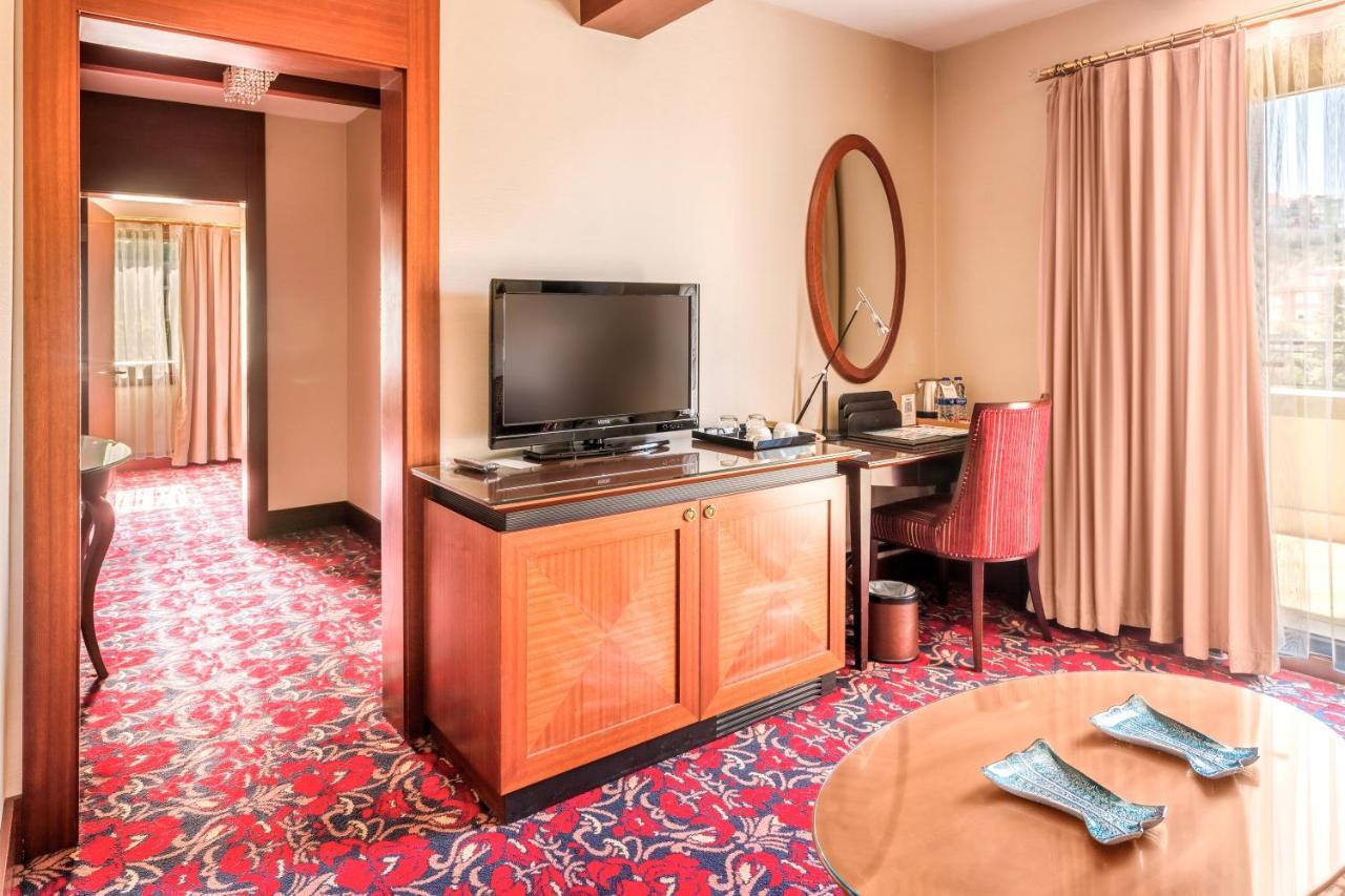 Ataturk Palas Thermal Spa & Convention Center Bursa Buitenkant foto
